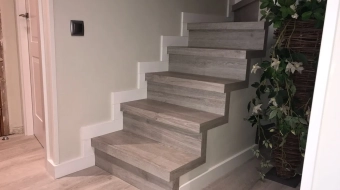 Forrar unas escaleras con parquet