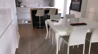 Renovamos el suelo y puertas