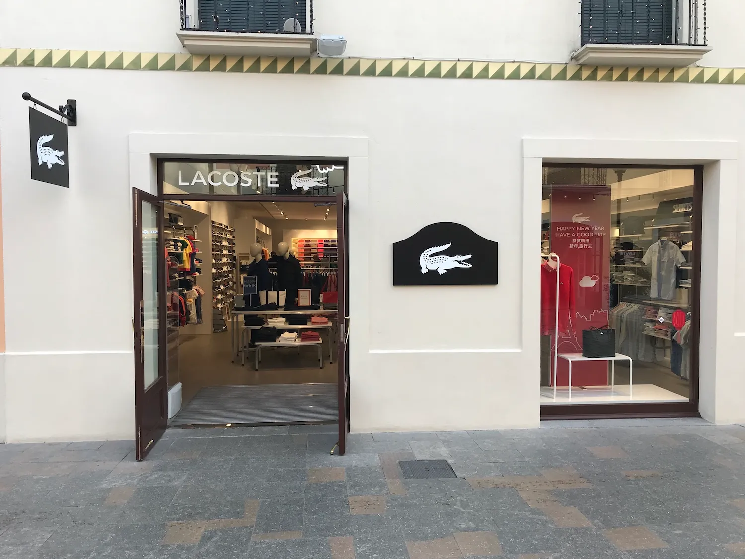 Parquet para la tienda Lacoste de La Roca Village