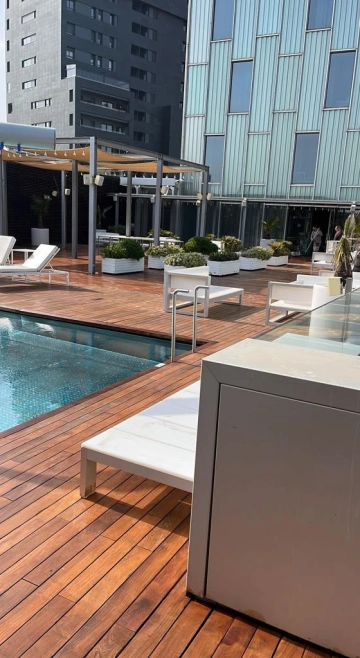 Tarima Hotel Melia Sky Barcelona